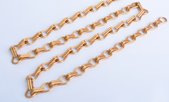Chain Link Curtain - Real Shot Aluminum Curtain Picture Display