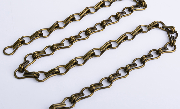 Chain Link Curtain - Real Shot Aluminum Curtain Picture Display