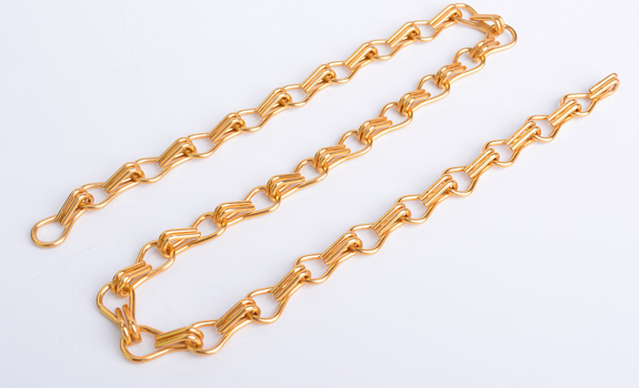 Chain Link Curtain - Real Shot Aluminum Curtain Picture Display