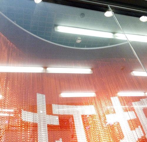 Yuhua Wanda Square PULL&BEAR Menswear Shop — Chain Link Curtain